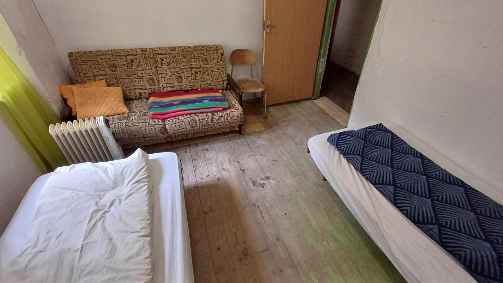 بيت شباب Cesta طابور المظهر الخارجي الصورة