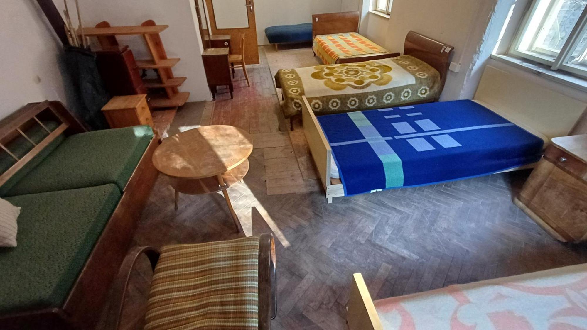 بيت شباب Cesta طابور المظهر الخارجي الصورة
