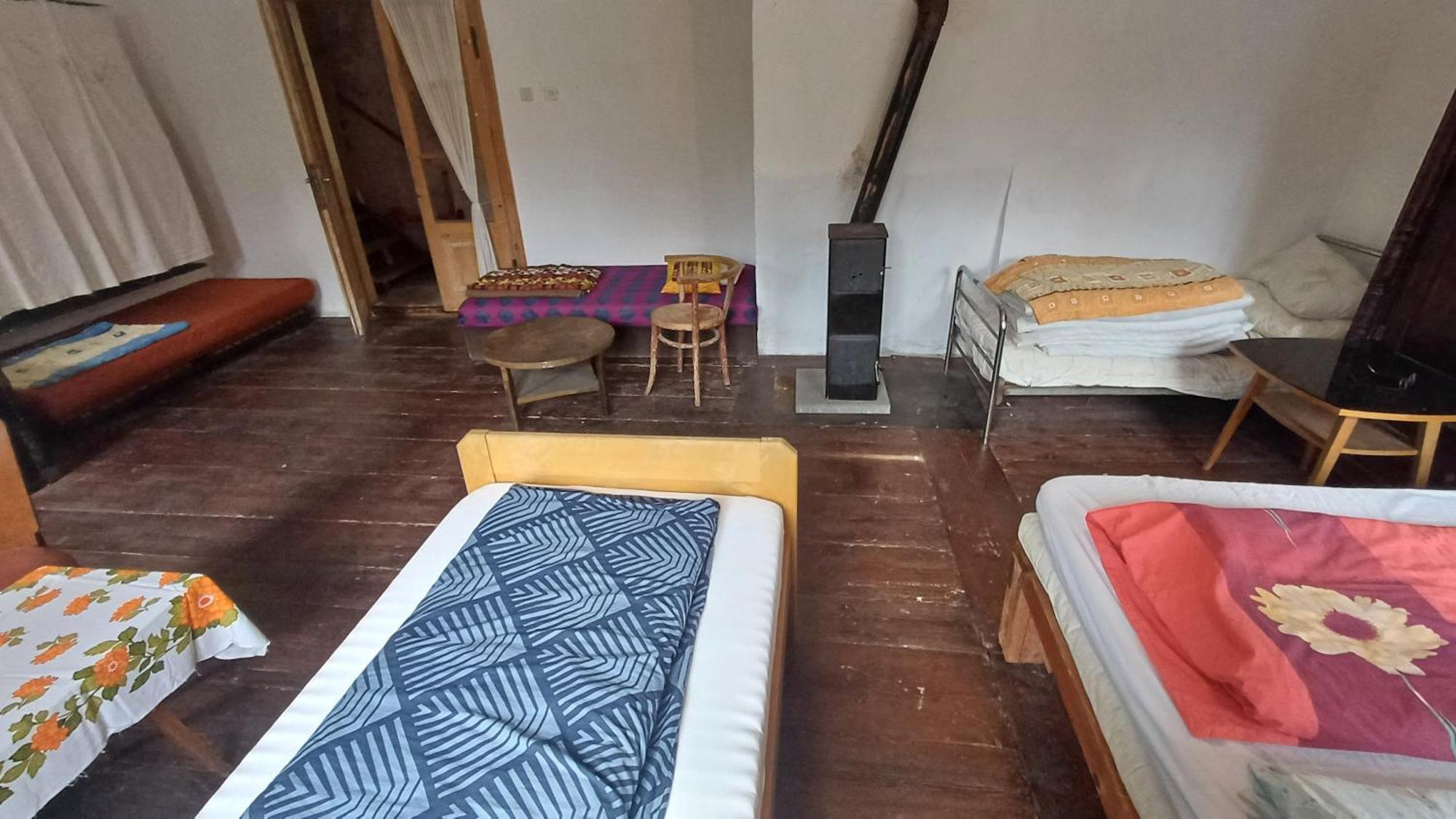 بيت شباب Cesta طابور المظهر الخارجي الصورة